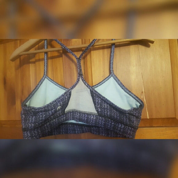 Lululemon bra - Picture 2 of 3